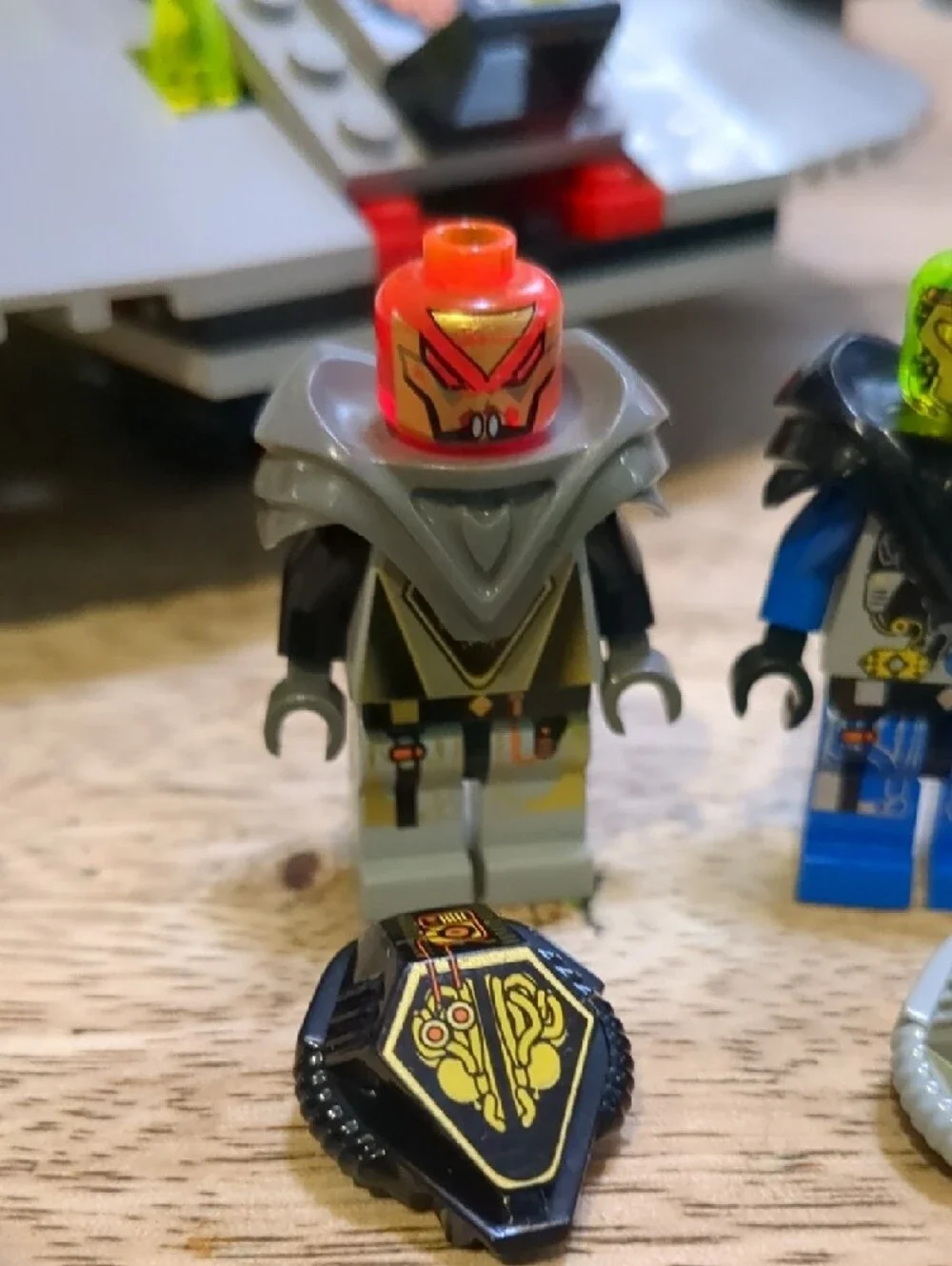 Lego 6575-1 Alien Avenger - Complete + Extra Minifig - Gray and Neon - RARE